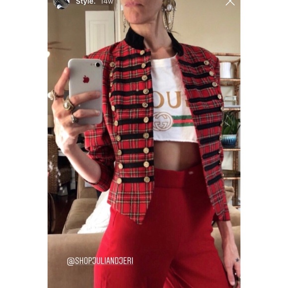 Hey guys! Welcome to my closet! ❤️❤️❤️ - Picture 6 of 8